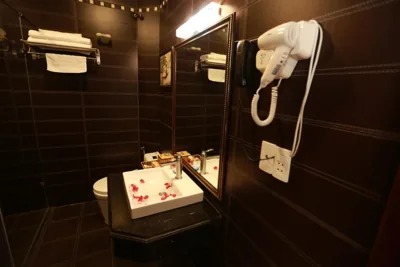 Kawasaki Hotel Cầu Giấy – Foto’s 3