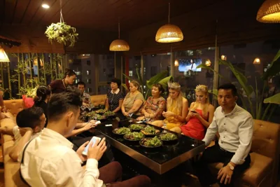 Kawasaki Hotel Cầu Giấy – Foto’s 4