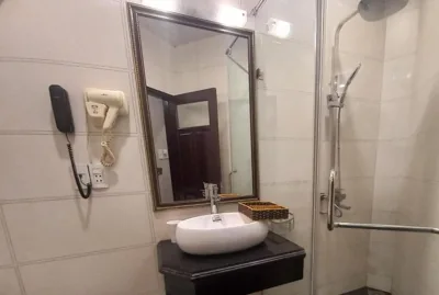Kawasaki Hotel Cầu Giấy – Foto’s 8