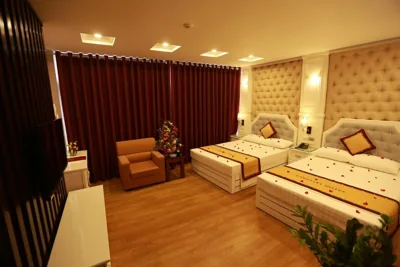 Kawasaki Hotel Cầu Giấy – Foto’s 12
